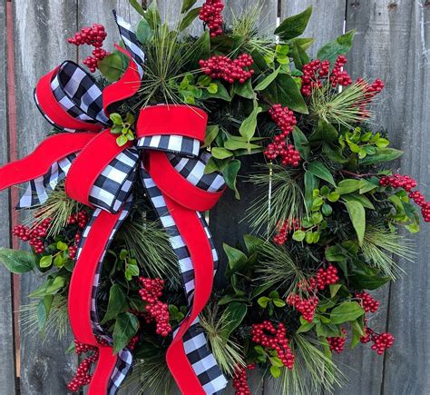 black wreath christmas